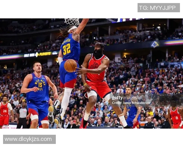 快船惨败掘金!乔治受伤成短板 快船惨败掘金!乔治受伤成短板